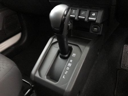 2025-Suzuki-Jimny-15-GLX-AllGrip-5-Door-Auto_11