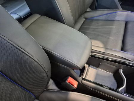 2026-Volkswagen-Tiguan-20TDI-R-Line-4Motion_11