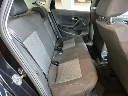 2026-Volkswagen-Polo-Vivo-14-Life_5