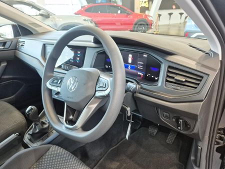 2026-Volkswagen-Polo-10-TSI_10