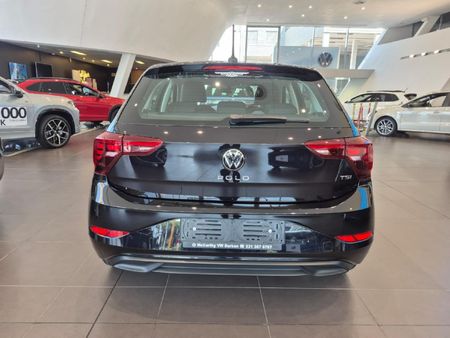 2026-Volkswagen-Polo-10-TSI_14