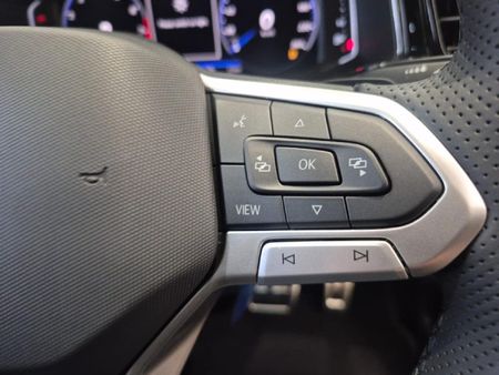 2026-Volkswagen-T-Roc-20-TSI-4M-R-Line-Auto_10