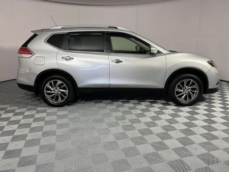 2015-Nissan-X-Trail-16-dCi-SE-4x4_15