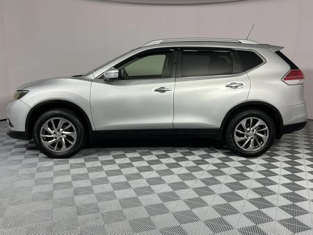 2015-Nissan-X-Trail-16-dCi-SE-4x4_17