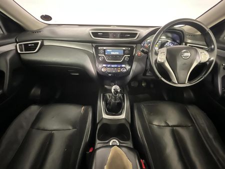 2015-Nissan-X-Trail-16-dCi-SE-4x4_1