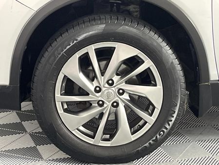 2015-Nissan-X-Trail-16-dCi-SE-4x4_4