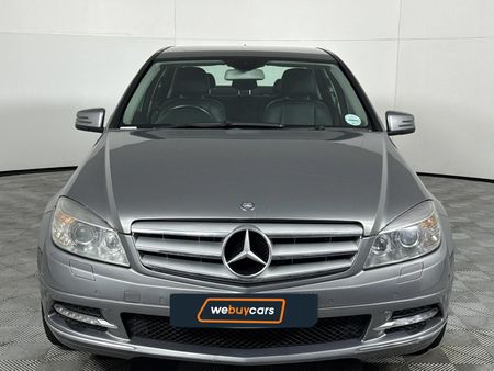 2011-Mercedes-Benz-C-Class-C-220-CDi-Avantgarde-Auto_14