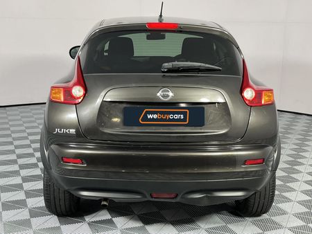 2013-Nissan-Juke-16-Acenta_18