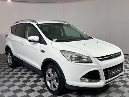 2014-Ford-Kuga-16-EcoBoost-Ambiente_16