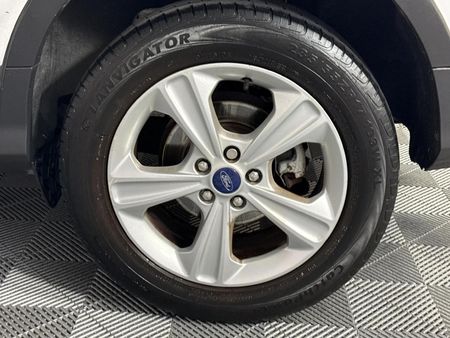 2014-Ford-Kuga-16-EcoBoost-Ambiente_6