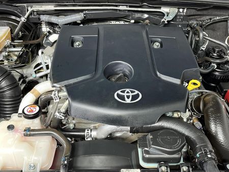 2023-Toyota-Fortuner-24-GD-6-RB_13