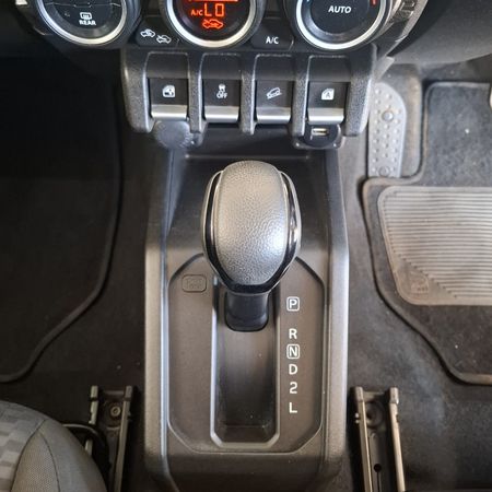 2024-Suzuki-Jimny-15-GLX-AllGrip-5-Door-Auto_10