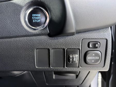 2023-Toyota-Corolla-Quest-18-Plus_19