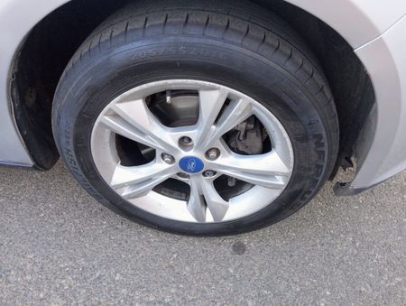 2014-Ford-Focus-16-Ti-VCT-Trend-5-dr_13