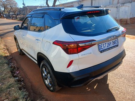 2023-Kia-Seltos-16-EX-Auto_4