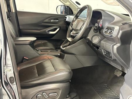 2021-Peugeot-Landtrek-19D-4Action-4x4-Double-Cab-Auto_9