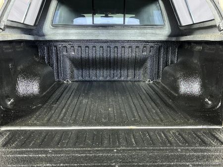2021-Volkswagen-Amarok-20-BiTDI-Highline-132kW-Auto-Double-Cab_12