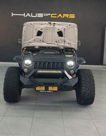 2017-Jeep-Wrangler-Unlimited-Sahara-36-V6-Auto_7