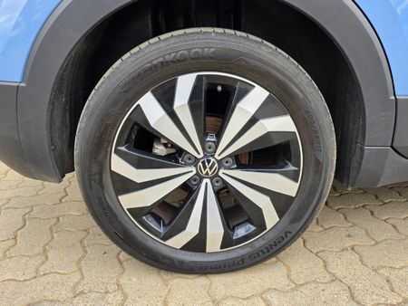 2025-Volkswagen-T-Cross-10-TSI-Style-Auto_10
