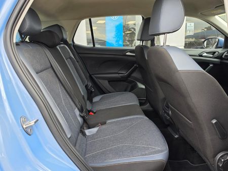 2025-Volkswagen-T-Cross-10-TSI-Style-Auto_13
