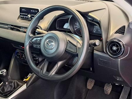 2022-Mazda-2-15-Active-5-dr_13