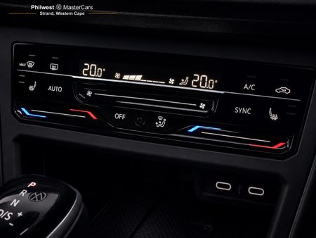 2023-Volkswagen-Taigo-10-TSI-R-Line-Auto_11