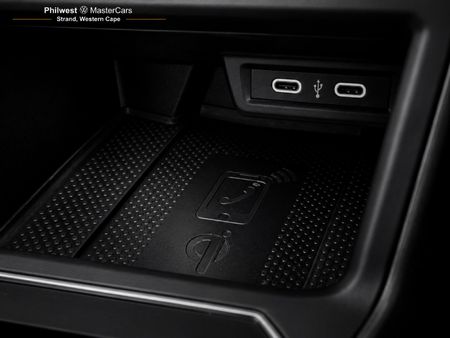 2023-Volkswagen-Taigo-10-TSI-R-Line-Auto_13