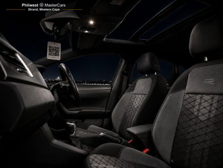 2023-Volkswagen-Taigo-10-TSI-R-Line-Auto_24