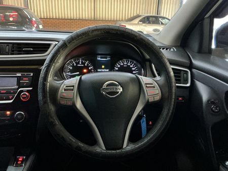 2016-Nissan-Qashqai-12T-Visia_14
