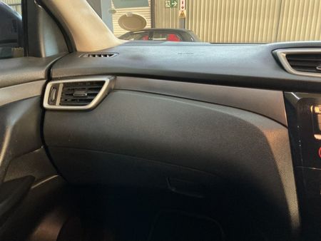 2016-Nissan-Qashqai-12T-Visia_19