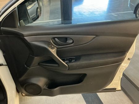 2016-Nissan-Qashqai-12T-Visia_20