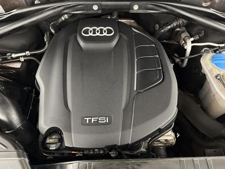 2015-Audi-Q5-20-TFSI-quattro-SE-Auto_12