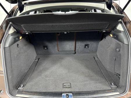 2015-Audi-Q5-20-TFSI-quattro-SE-Auto_13