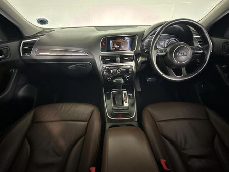 2015-Audi-Q5-20-TFSI-quattro-SE-Auto_1