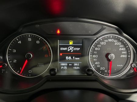 2015-Audi-Q5-20-TFSI-quattro-SE-Auto_2
