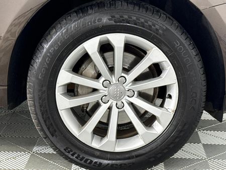 2015-Audi-Q5-20-TFSI-quattro-SE-Auto_5