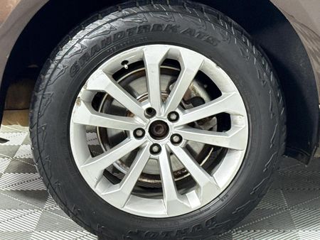 2015-Audi-Q5-20-TFSI-quattro-SE-Auto_7