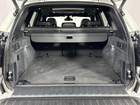 2020-BMW-X5-xDrive30d-M-Sport_16