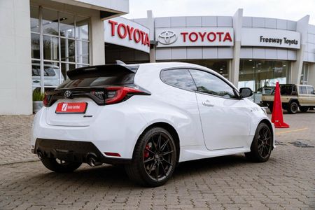 2021-Toyota-GR-Yaris-Rally-16T_22