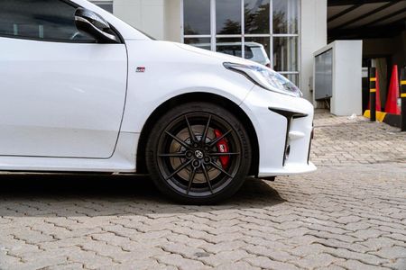 2021-Toyota-GR-Yaris-Rally-16T_24