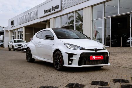 2021-Toyota-GR-Yaris-Rally-16T_25