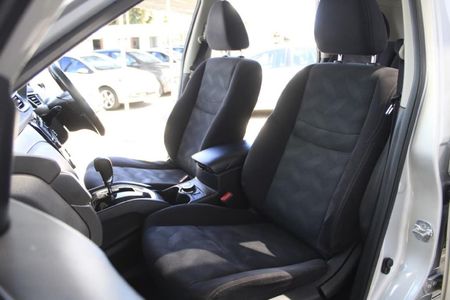 2017-Nissan-X-Trail-25-SE-4x4-Auto_14