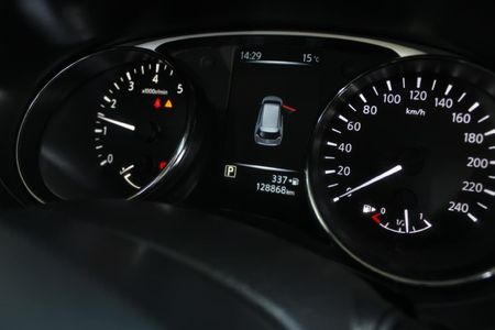 2017-Nissan-X-Trail-25-SE-4x4-Auto_19