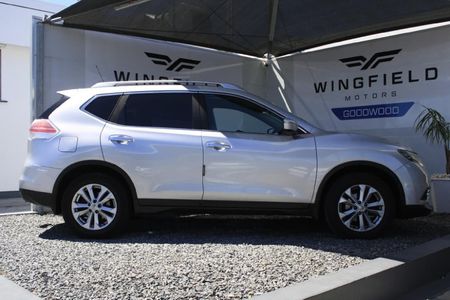 2017-Nissan-X-Trail-25-SE-4x4-Auto_2