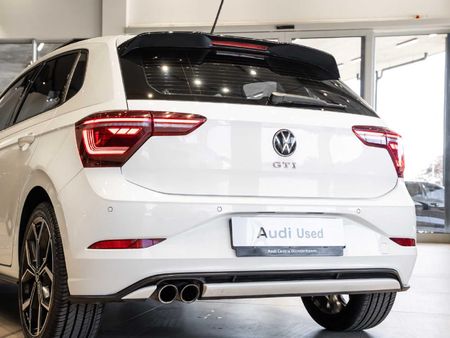 2023-Volkswagen-Polo-20-GTI-Auto-147kW_9