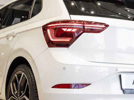 2023-Volkswagen-Polo-20-GTI-Auto-147kW_11