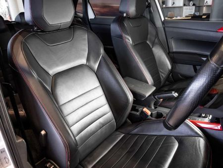 2023-Volkswagen-Polo-20-GTI-Auto-147kW_15