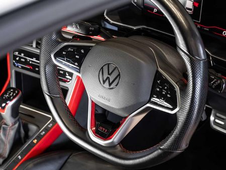 2023-Volkswagen-Polo-20-GTI-Auto-147kW_17