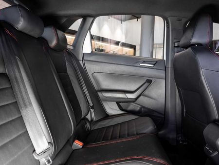 2023-Volkswagen-Polo-20-GTI-Auto-147kW_18