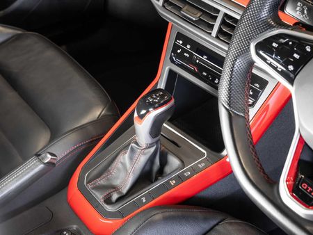 2023-Volkswagen-Polo-20-GTI-Auto-147kW_23